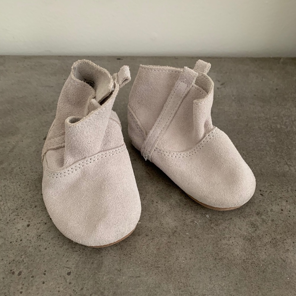 Toddler Grey Suede Bootie Sz 6-12m